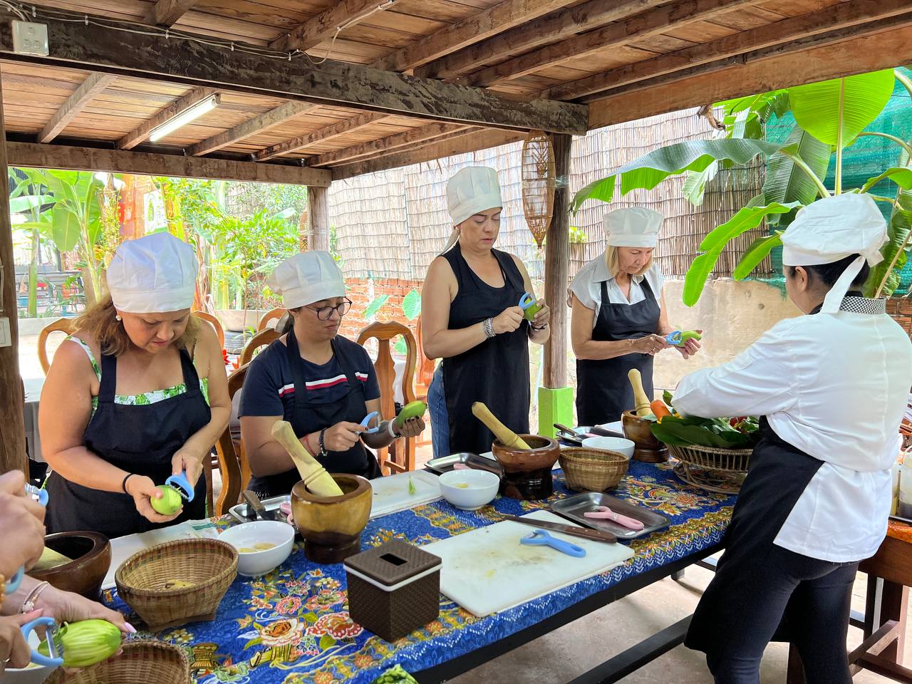 Traditional Apsara Dance Class