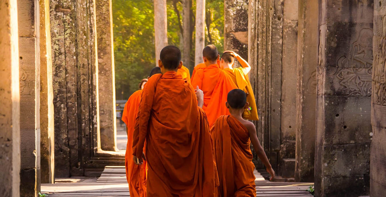 Monks at Bayon
